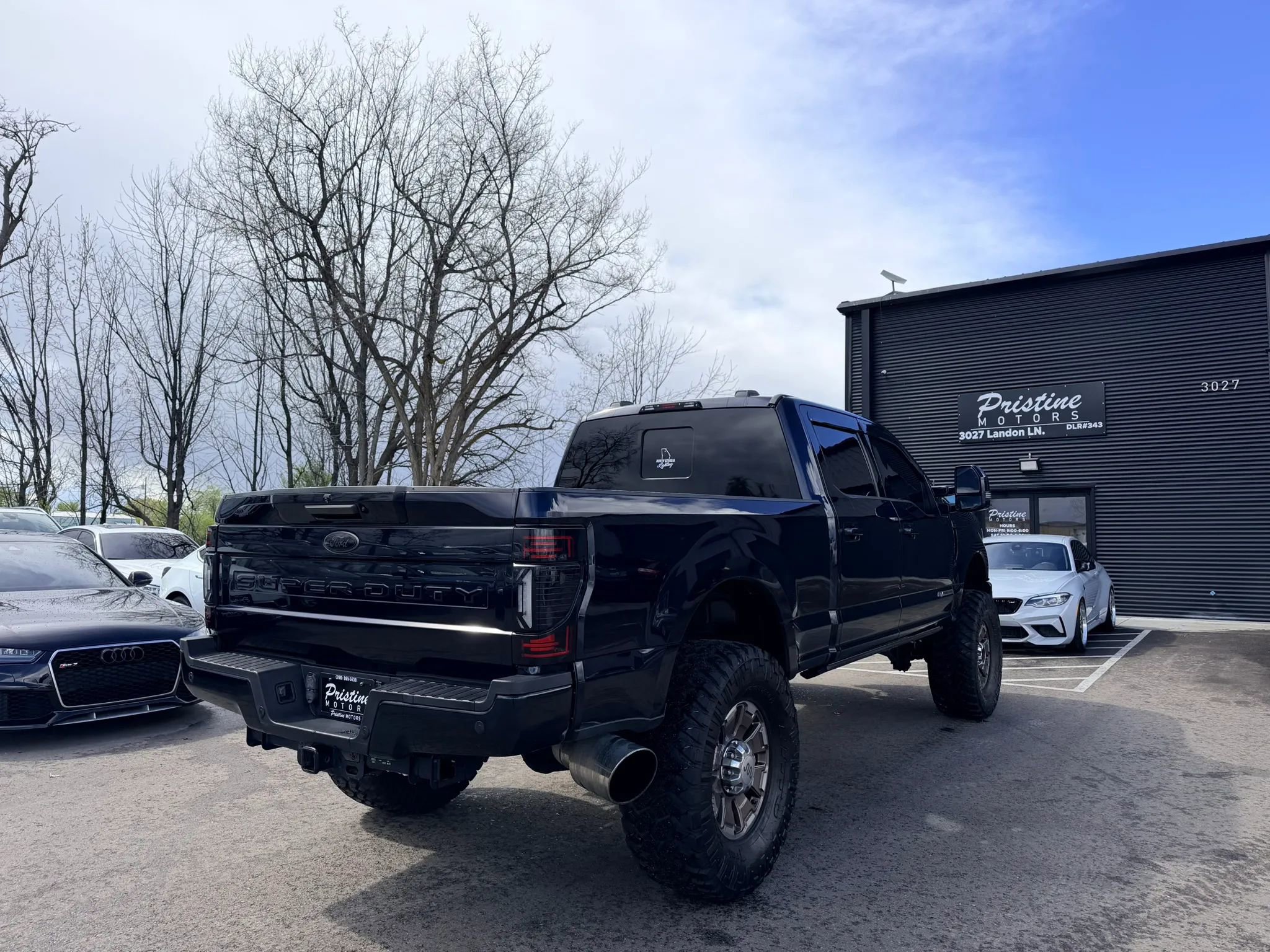 Used 2022 Ford F250 Lariat w/ Black Appearance Package AWD/4WD image 4