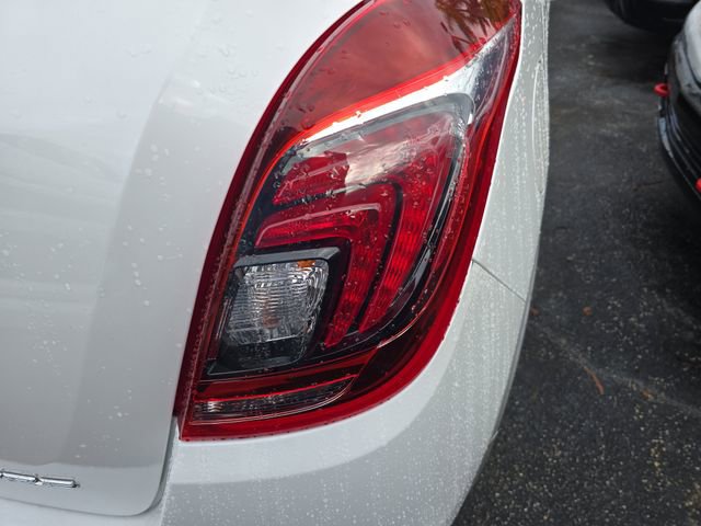 Used 2018 Buick Encore Preferred image 5