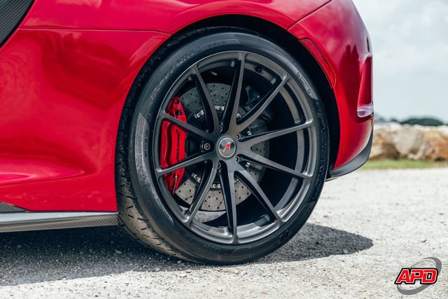 Used 2016 McLaren 675LT Coupe RWD image 57