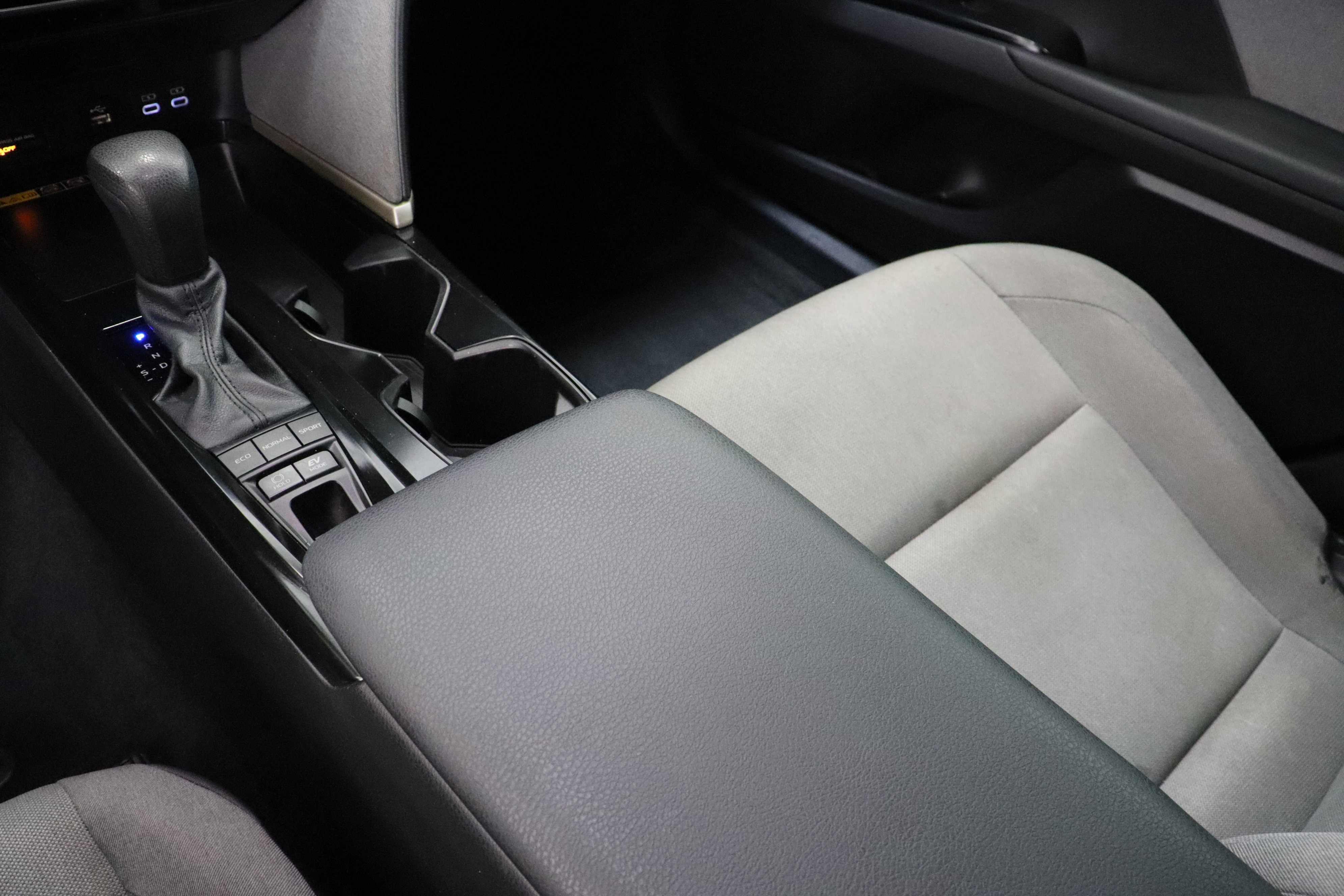 Certified 2025 Toyota Camry LE w/ Convenience Package image 16