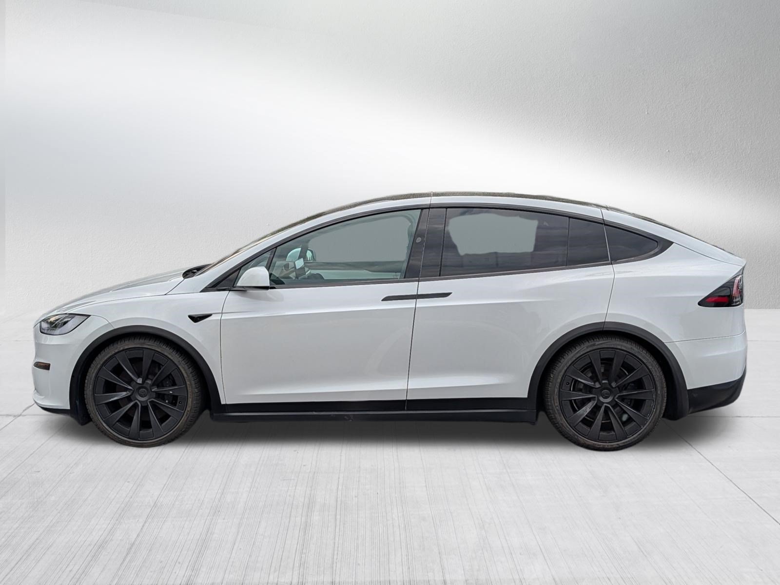 Used 2023 Tesla Model X AWD/4WD image 4