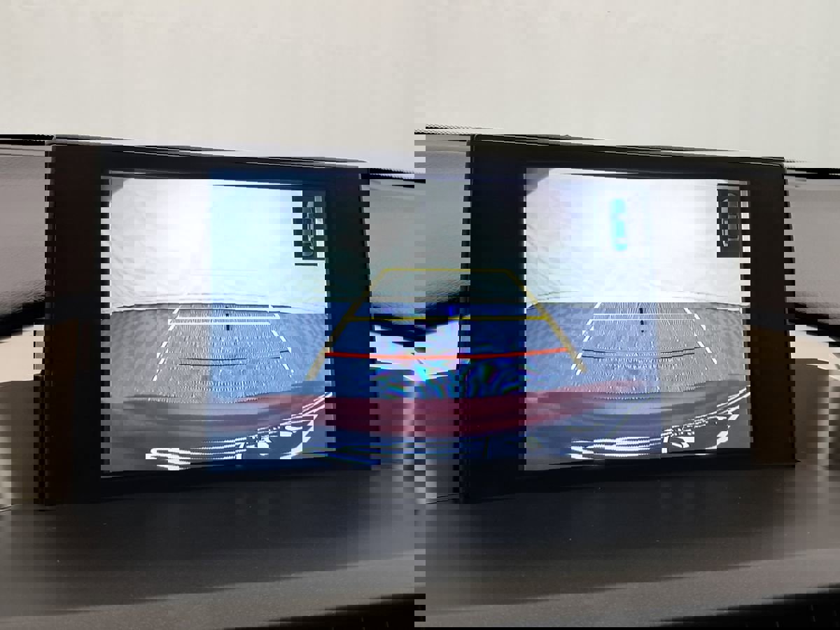 Used 2016 Lexus NX 300h AWD image 22