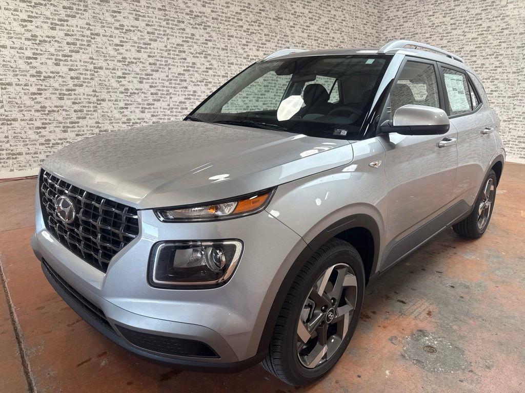New 2026 Hyundai Venue SEL FWD image 3