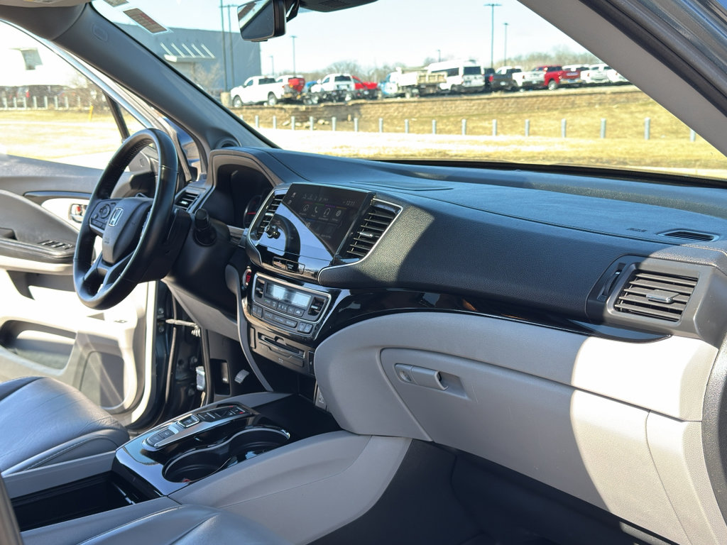 Used 2020 Honda Pilot Touring image 28