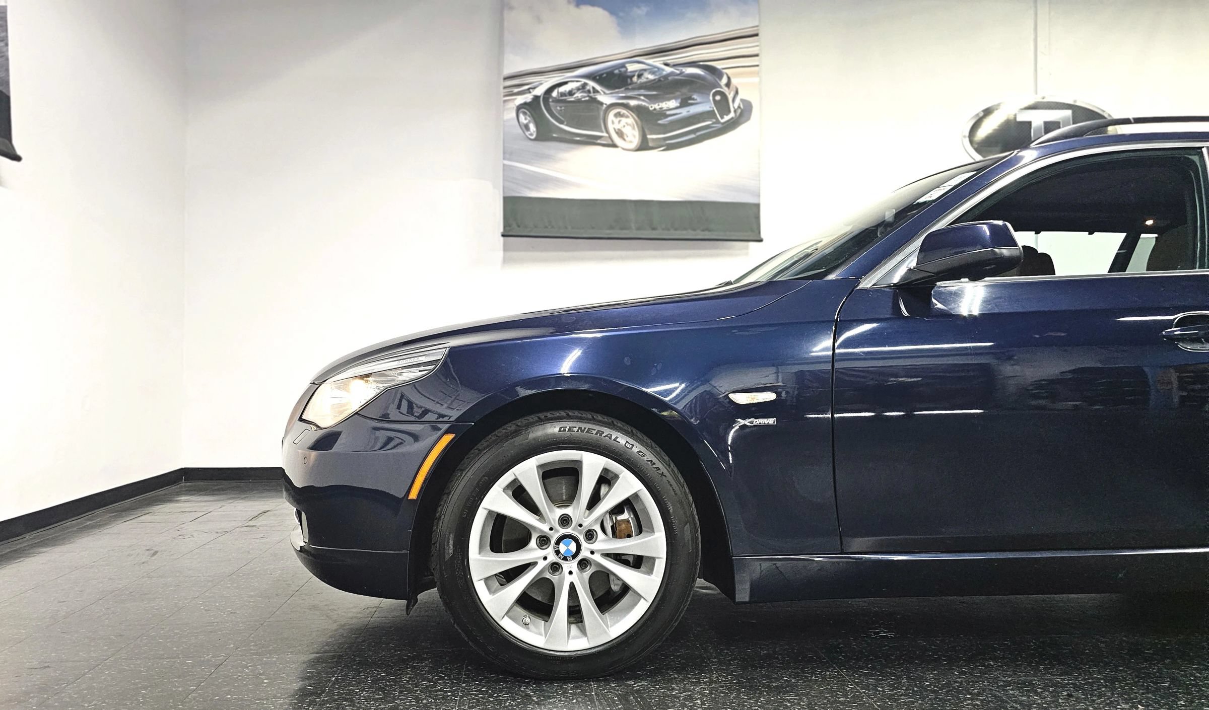 Used 2010 BMW 535i xDrive Wagon AWD/4WD image 18