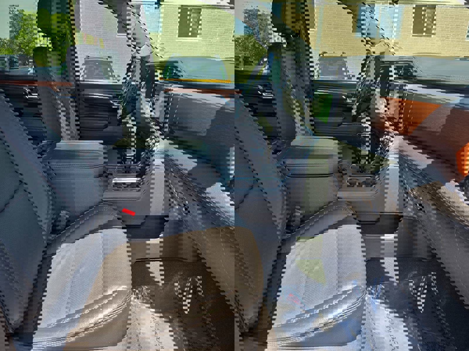 Used 2023 GMC Sierra 1500 Denali w/ Technology Package image 10