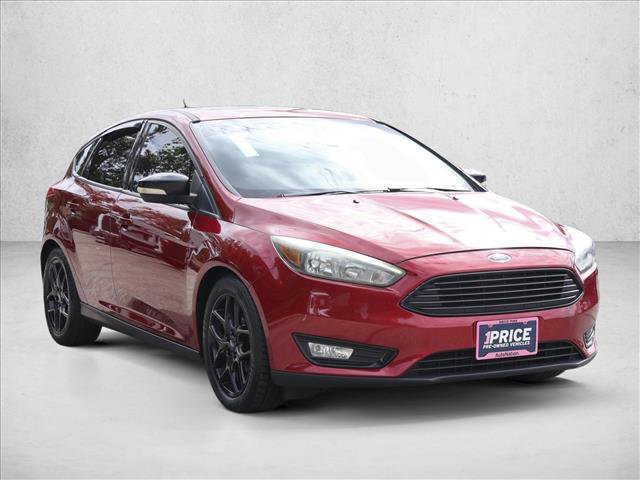Used 2017 Ford Focus SEL w/ Winter Package FWD image 3