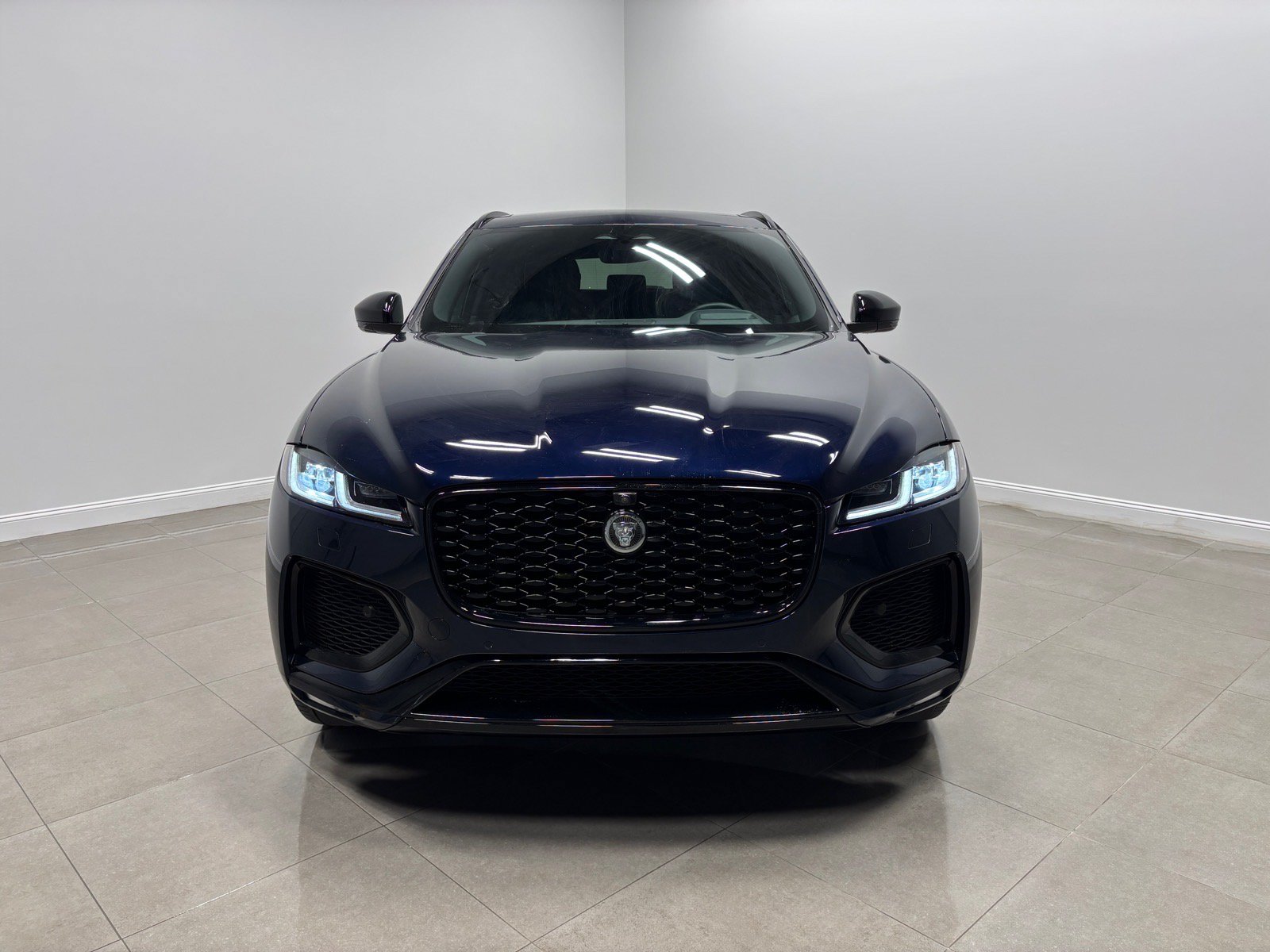 New 2026 Jaguar F-PACE R-Dynamic S AWD/4WD image 3