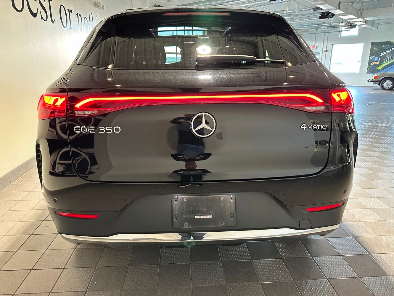 Used 2023 Mercedes-Benz EQE 350+ 4MATIC SUV image 5