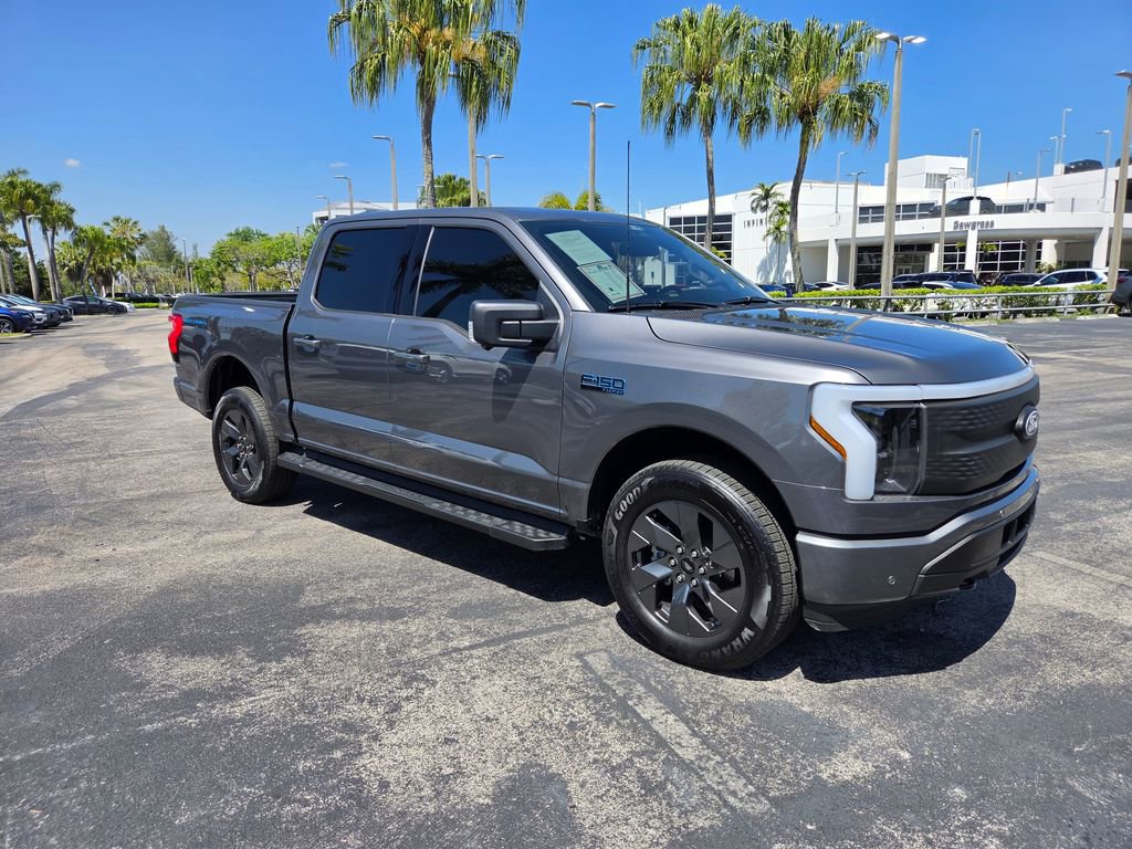 Used 2025 Ford F150 Lightning Flash AWD/4WD image 2