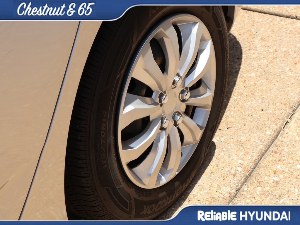 Used 2017 Hyundai Accent SE FWD image 34