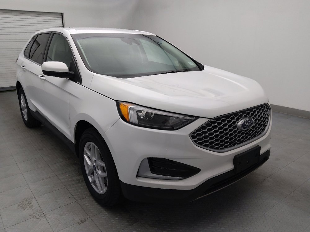 Used 2024 Ford Edge SEL image 13