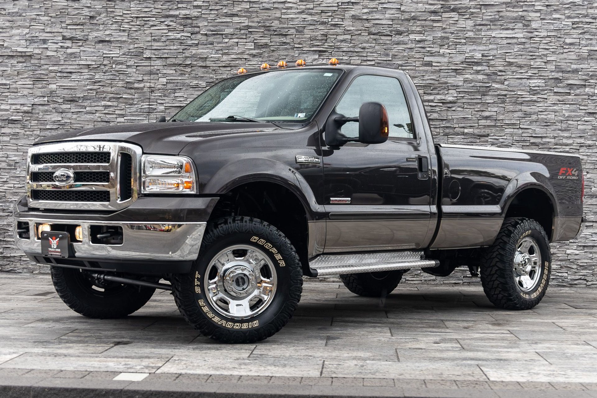 Used 2007 Ford F350 XL image 4