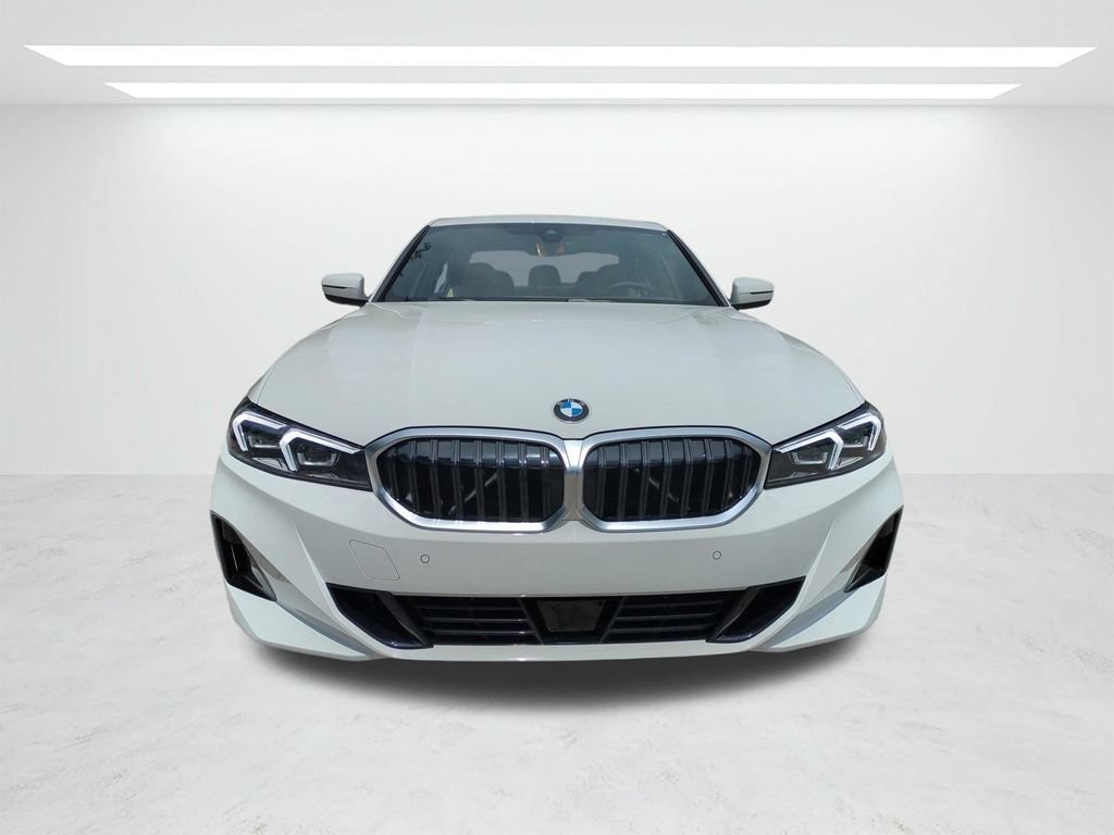New 2026 BMW 330i xDrive Sedan w/ Convenience Package AWD/4WD image 9