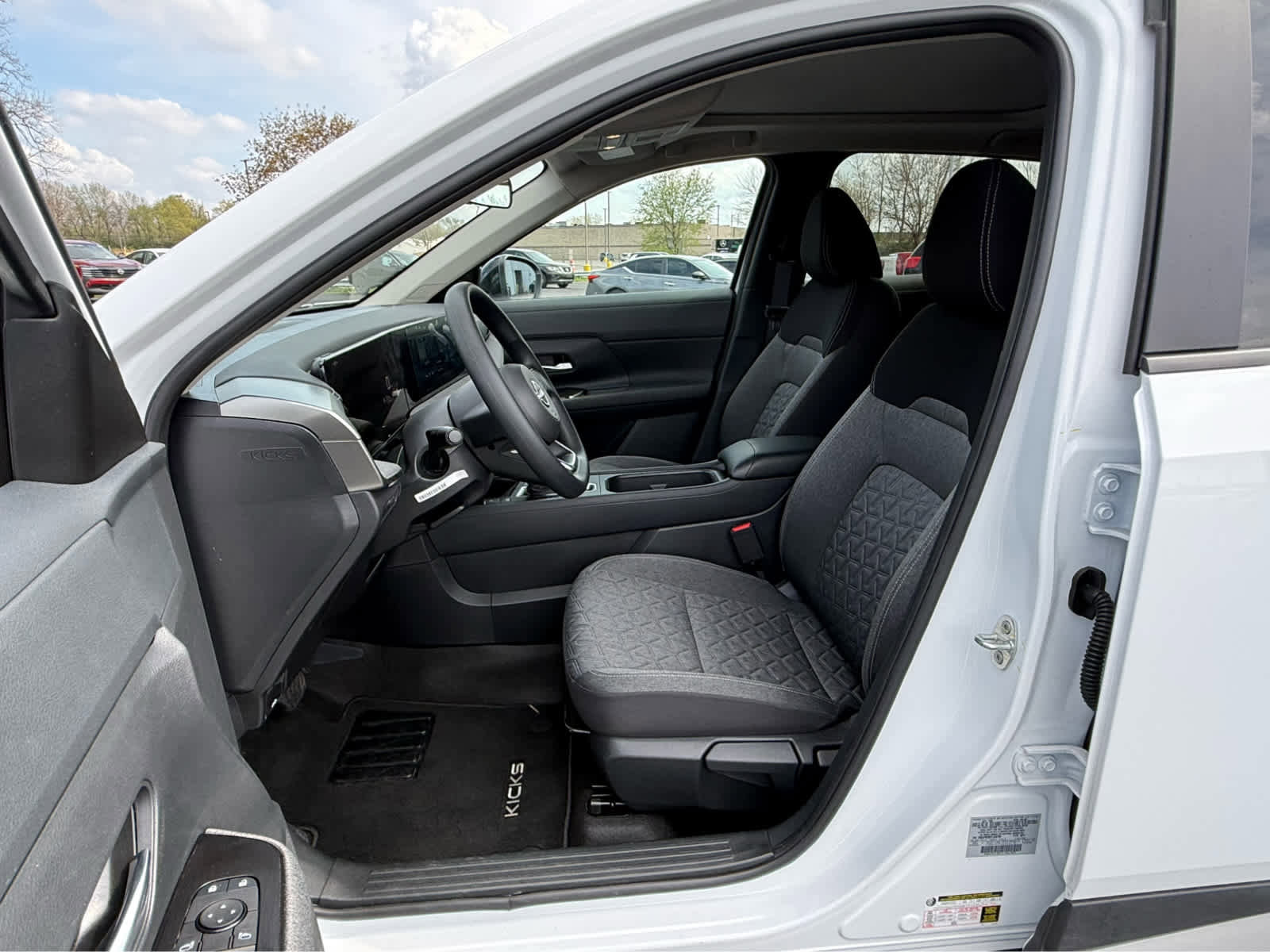 Used 2026 Nissan Kicks SV w/ SV Premium Package AWD/4WD image 14