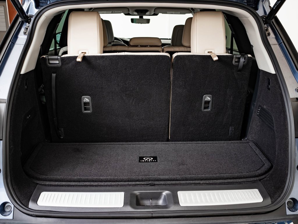 Used 2024 INFINITI QX60 Sensory w/ Vision Package image 21