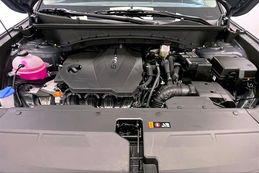 New 2025 Hyundai Tucson SE image 11