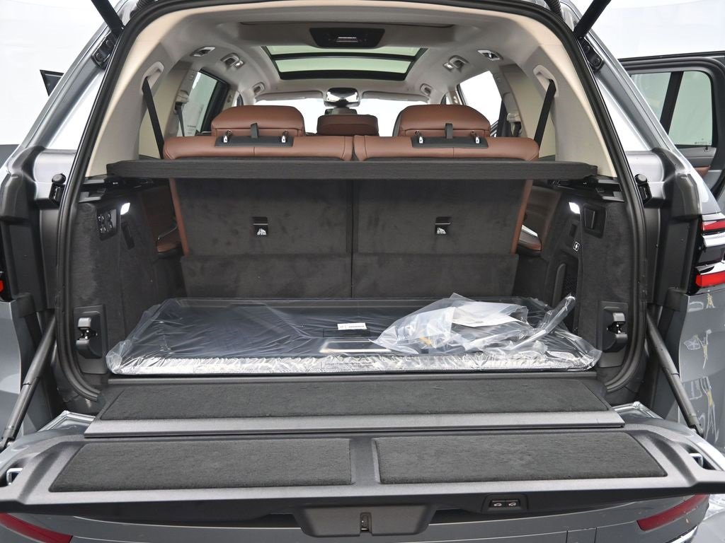 New 2026 BMW X7 xDrive40i image 29