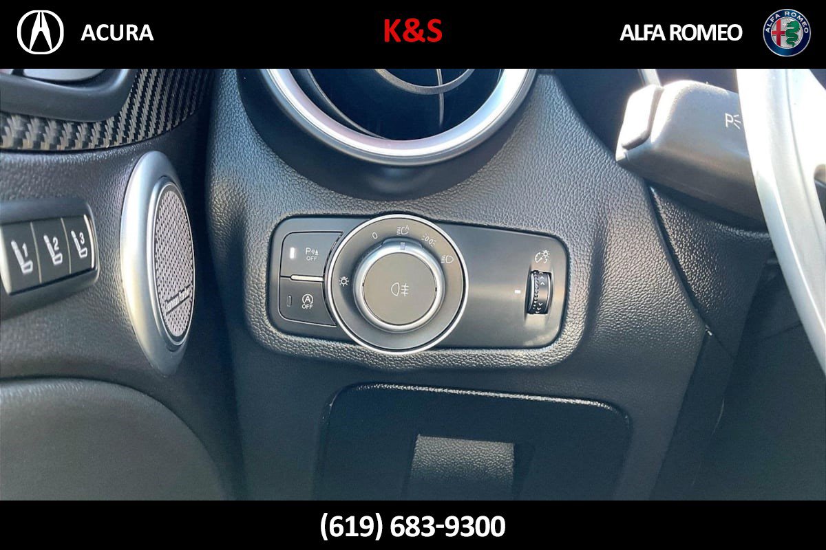 Used 2024 Alfa Romeo Stelvio Quadrifoglio w/ Active Assist Plus Package AWD/4WD image 37