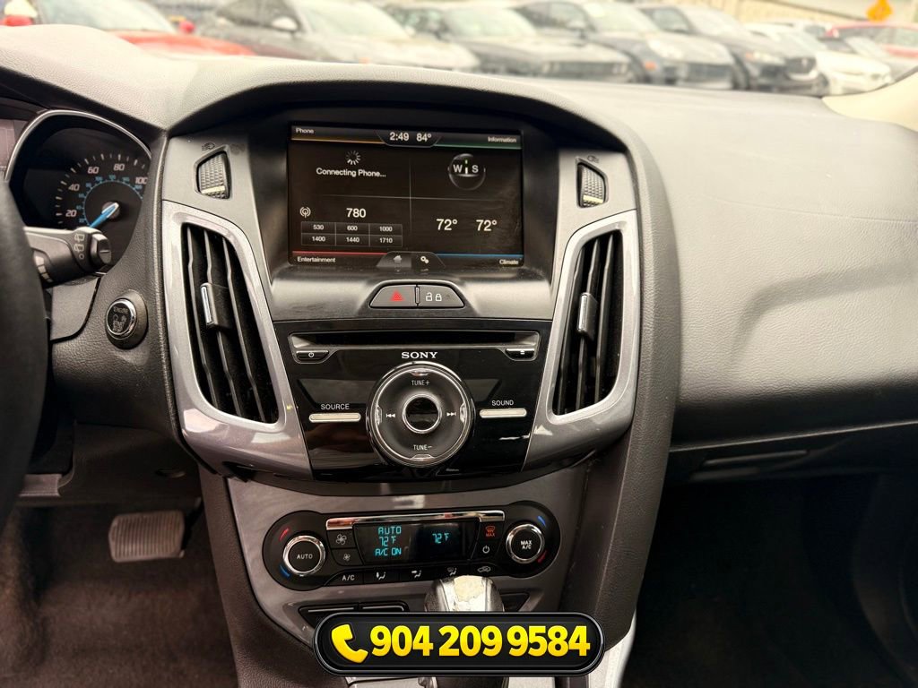 Used 2014 Ford Focus Titanium FWD image 12