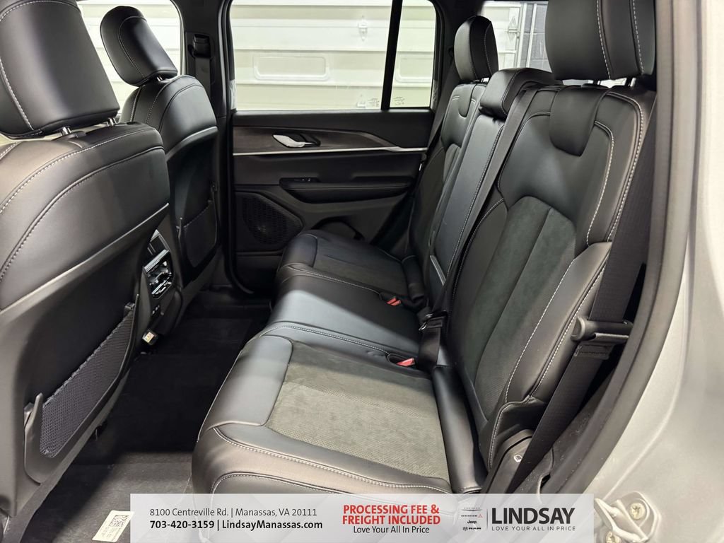 New 2026 Jeep Grand Cherokee Altitude AWD/4WD image 20