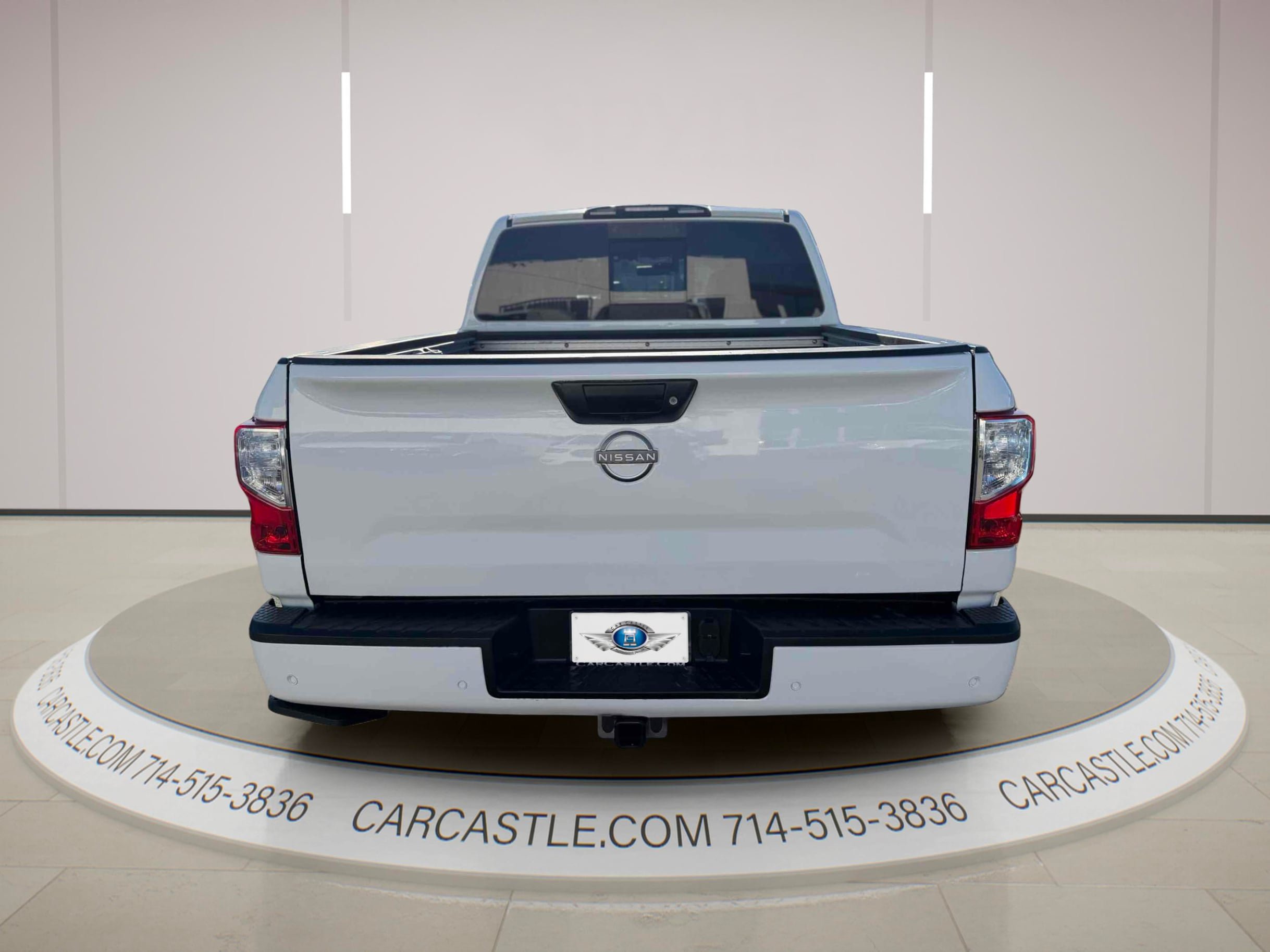 Used 2023 Nissan Titan SV w/ SV Convenience Package AWD/4WD image 4