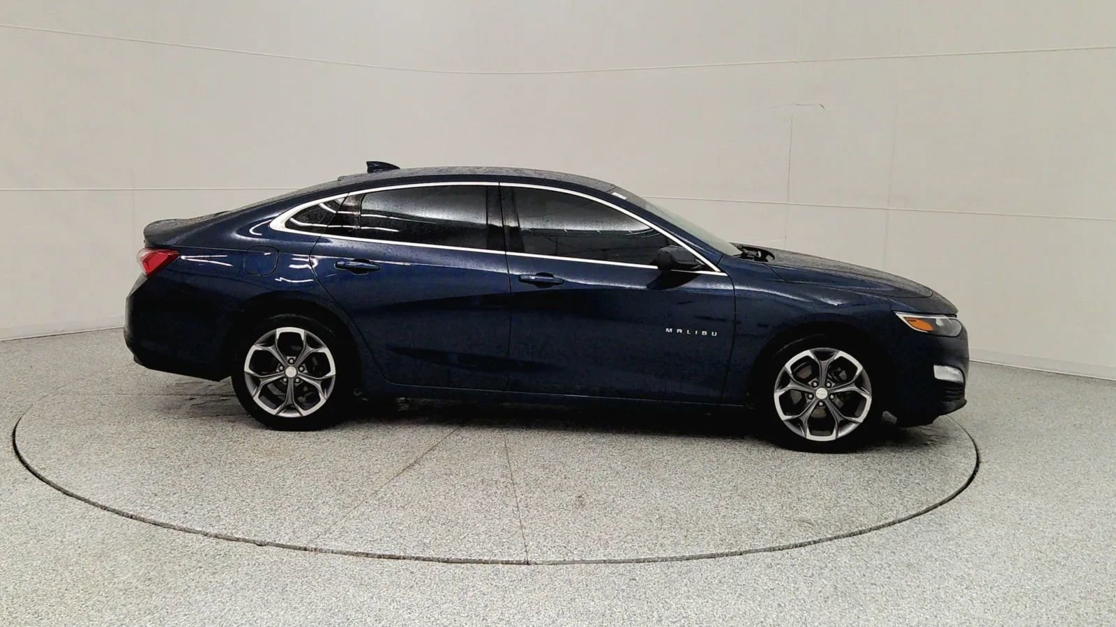 Used 2020 Chevrolet Malibu LT image 8