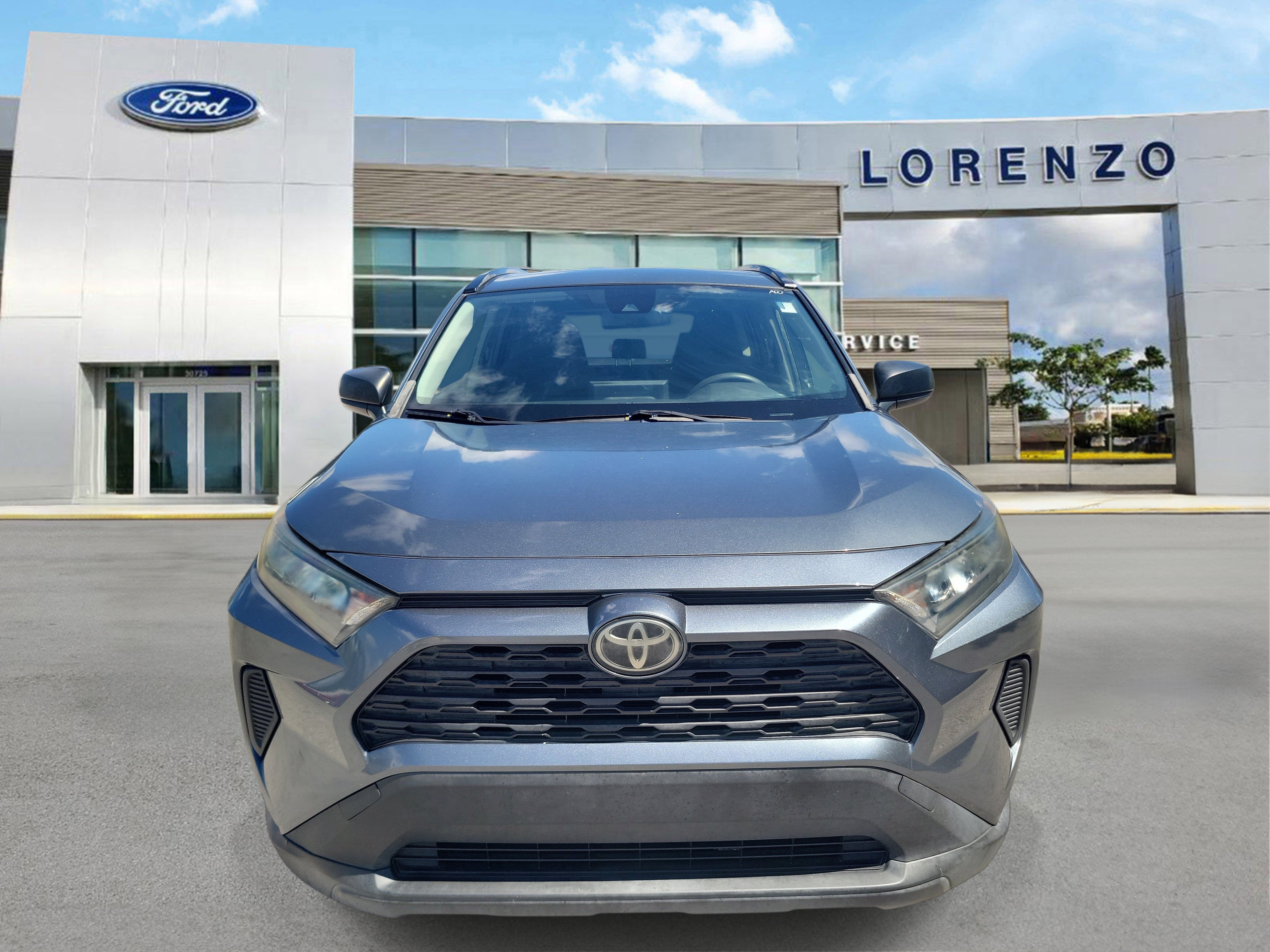 Used 2019 Toyota RAV4 LE FWD video 2
