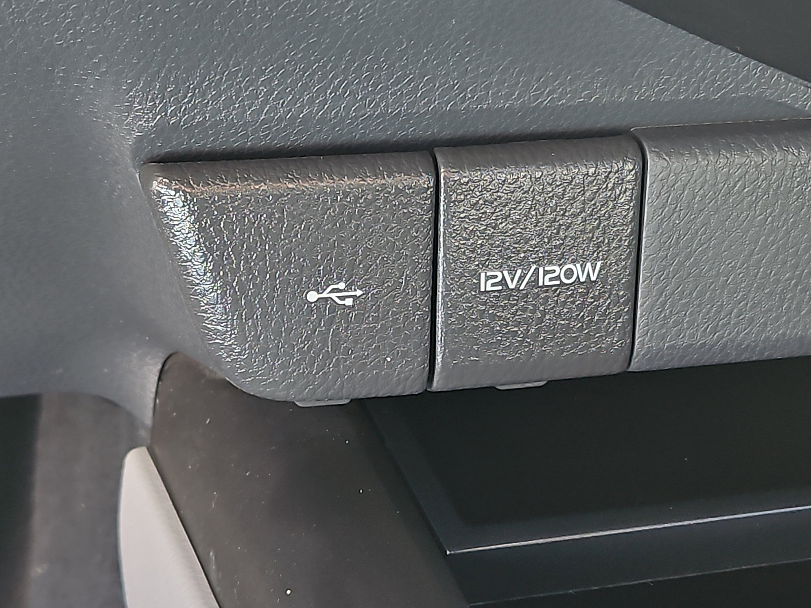 Used 2024 Toyota Camry LE w/ Convenience Package FWD image 23