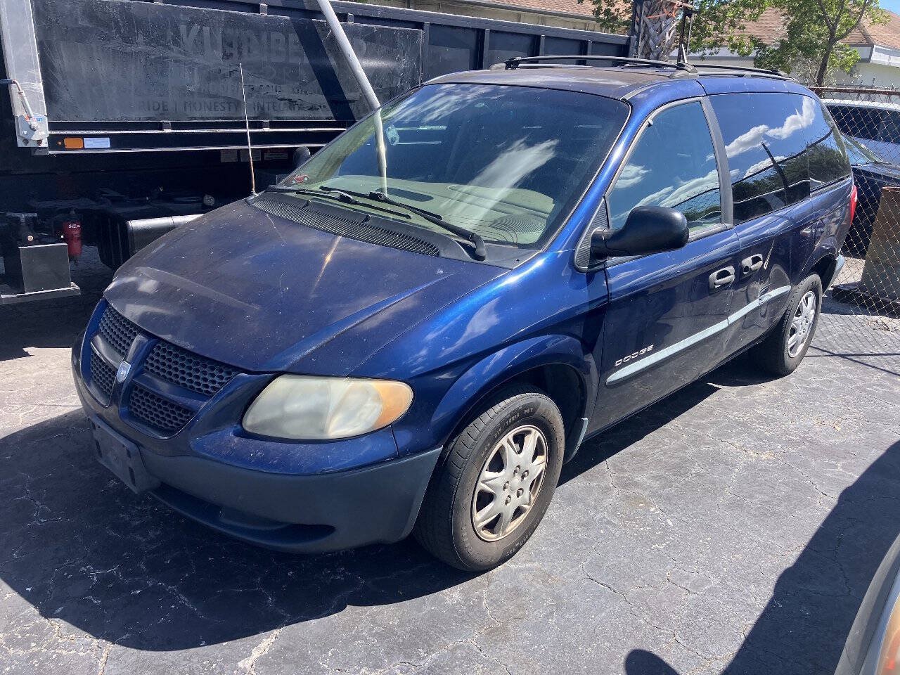 Used 2001 Dodge Caravan SE FWD image 1