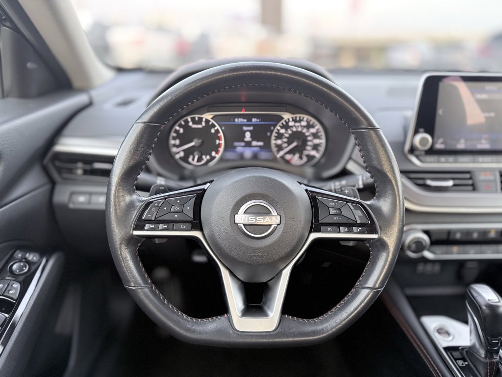 Used 2024 Nissan Altima 2.5 SR image 11