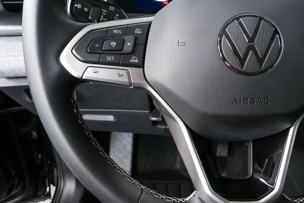 New 2026 Volkswagen Tiguan S FWD image 9