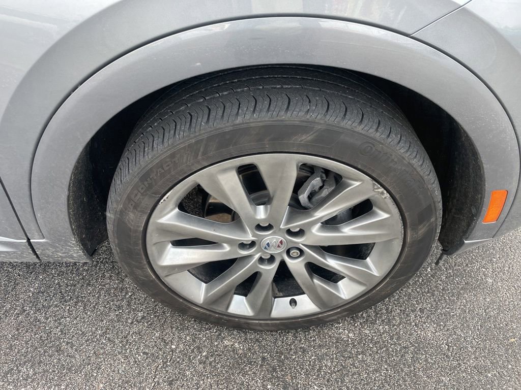 Used 2022 Buick Envision Avenir w/ Safety Package image 12