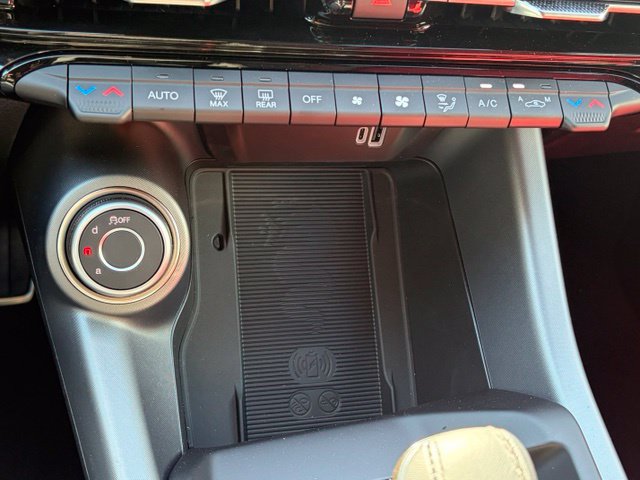 New 2026 Alfa Romeo Tonale w/ Red Premium Package AWD/4WD image 28
