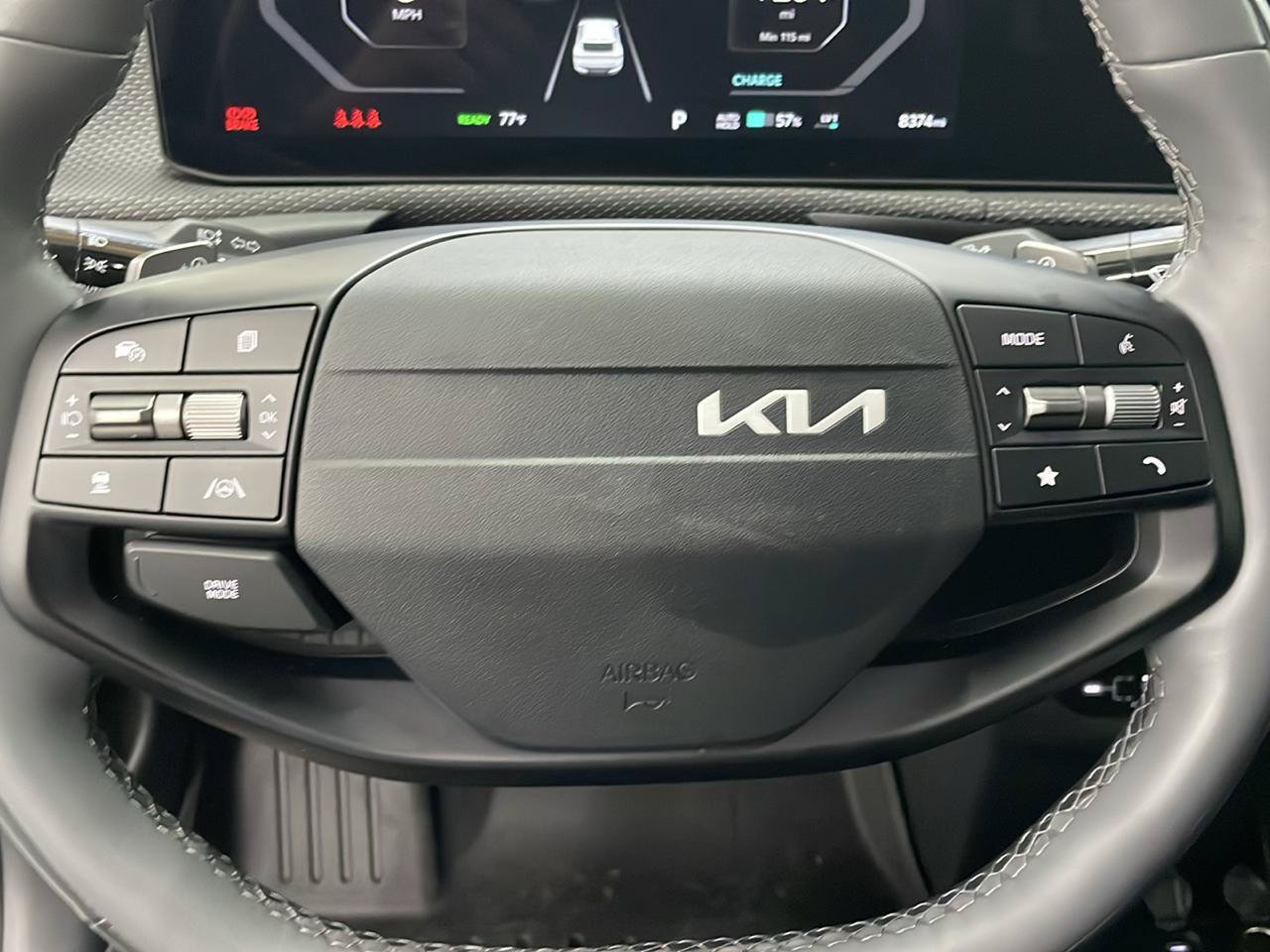 Used 2025 Kia EV6 Wind RWD image 19