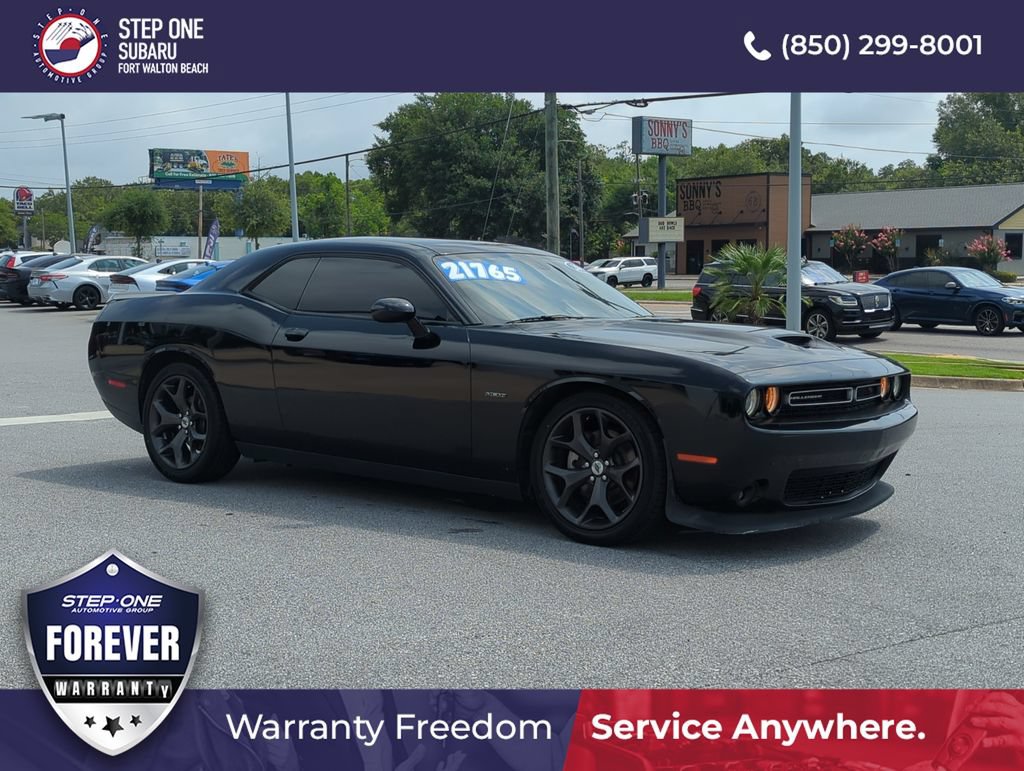 Used 2019 Dodge Challenger R/T RWD image 9
