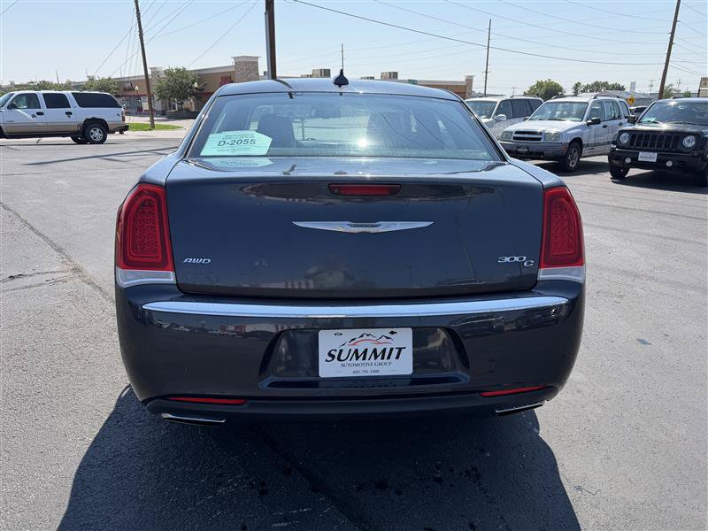 Used 2016 Chrysler 300 C AWD/4WD image 6