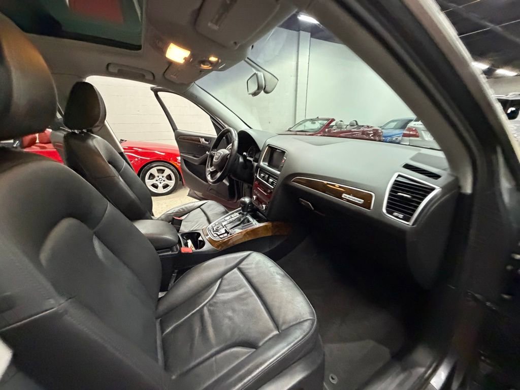 Used 2015 Audi Q5 2.0T Premium Plus w/ Technology Package image 30