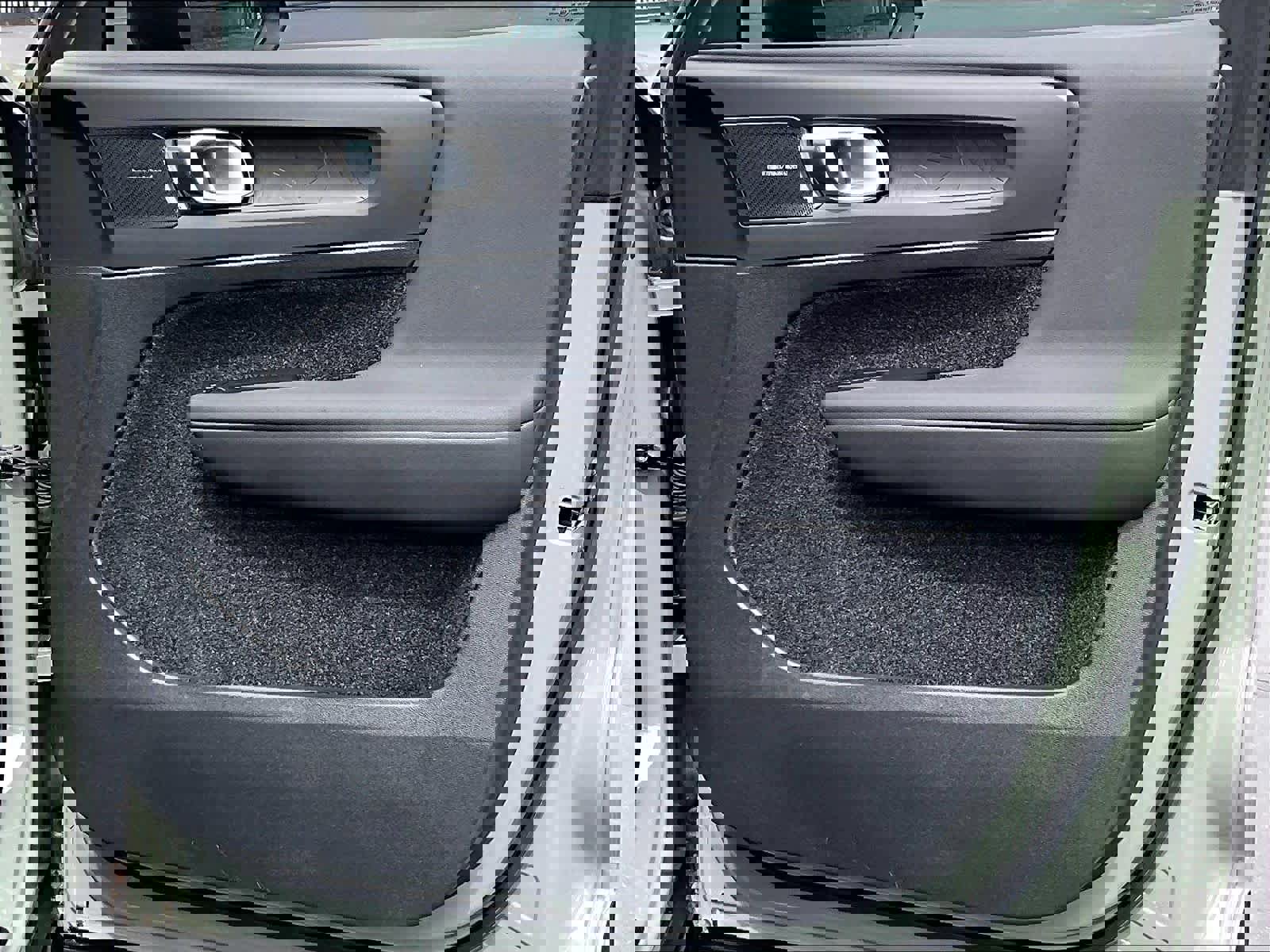 Used 2023 Volvo XC40 Recharge Ultimate AWD/4WD image 26