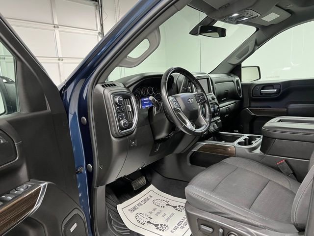 Used 2022 Chevrolet Silverado 1500 RST w/ Convenience Package II image 13