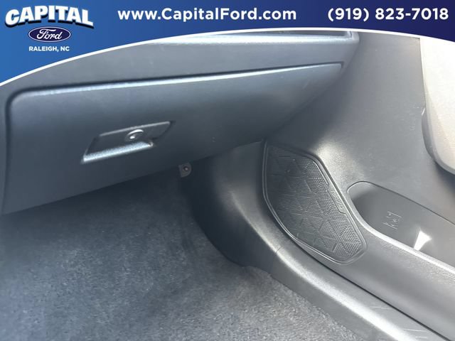 Used 2025 Toyota RAV4 LE AWD/4WD image 27