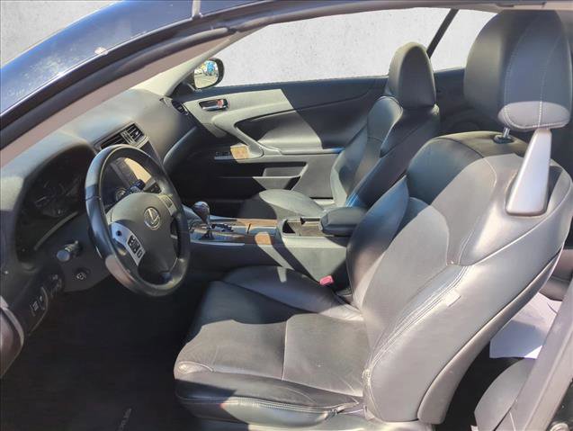 Used 2013 Lexus IS 250C image 10