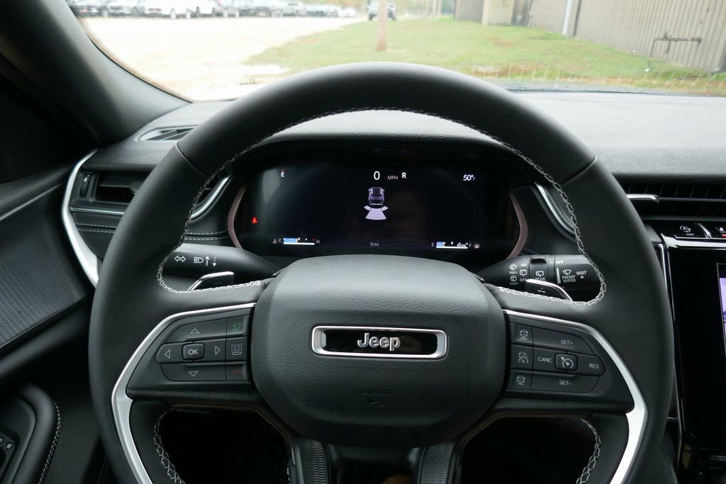 New 2025 Jeep Grand Cherokee Laredo X image 20