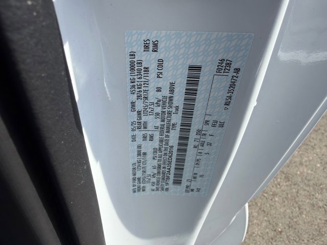 New 2025 Ford F250 XL w/ XL Chrome Package RWD image 7