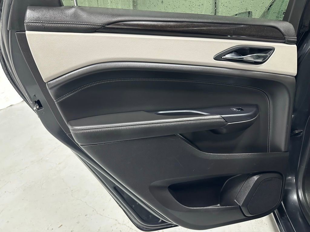 Used 2015 Cadillac SRX Performance w/ Driver Awareness Package image 36
