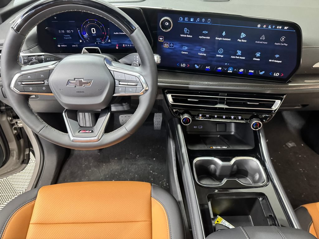 New 2027 Chevrolet Traverse Z71 w/ Enhanced Driving Package AWD/4WD image 14