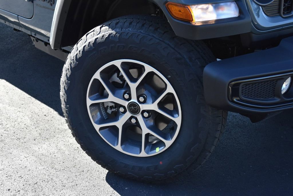 New 2026 Jeep Gladiator Sport AWD/4WD image 3