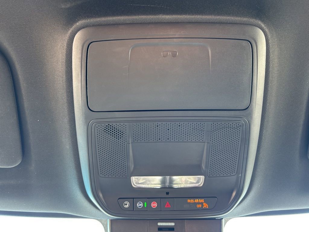 Used 2024 GMC Acadia Elevation image 38