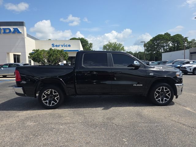 Used 2026 RAM 1500 Laramie AWD/4WD image 3