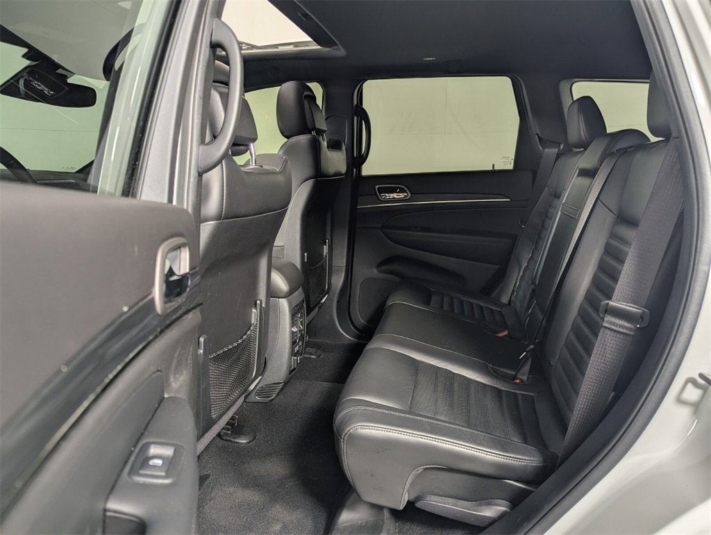 Used 2020 Jeep Grand Cherokee Limited X image 23